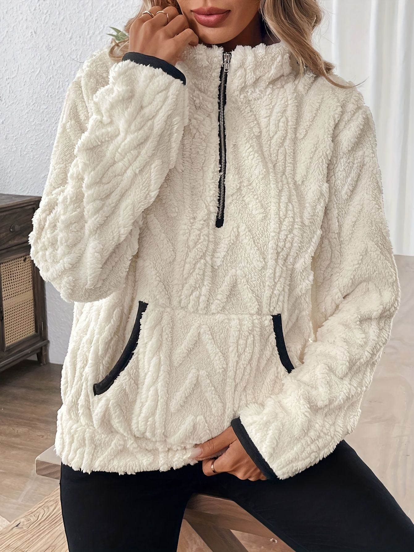Women's Casual Pocket Zipper V Neck Lambswool Lining Sweatshirt