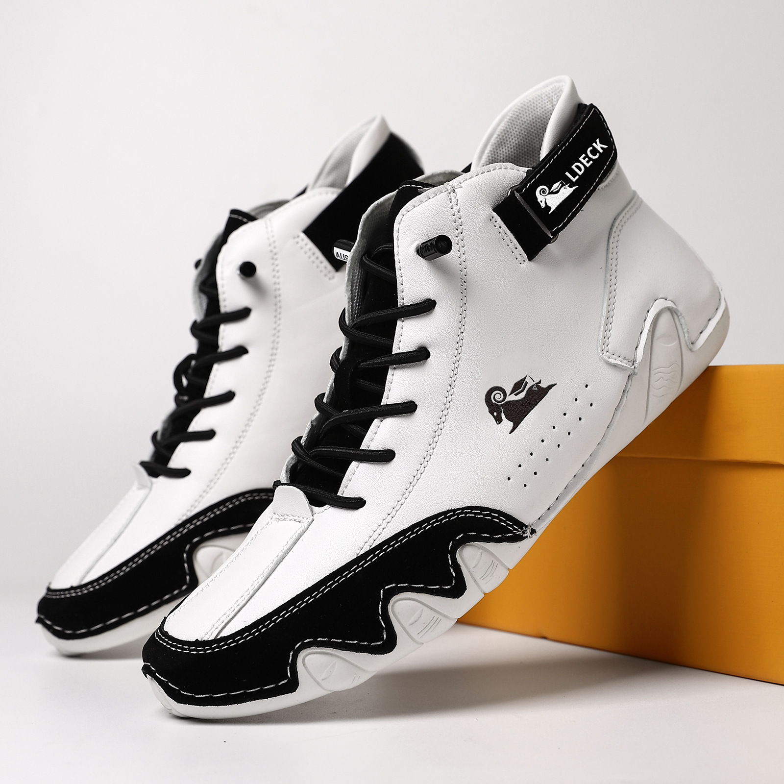 🔥Today 50% off🔥 Unisex Waterproof Fashion Orthopedic Shoes with Arched Foot Support