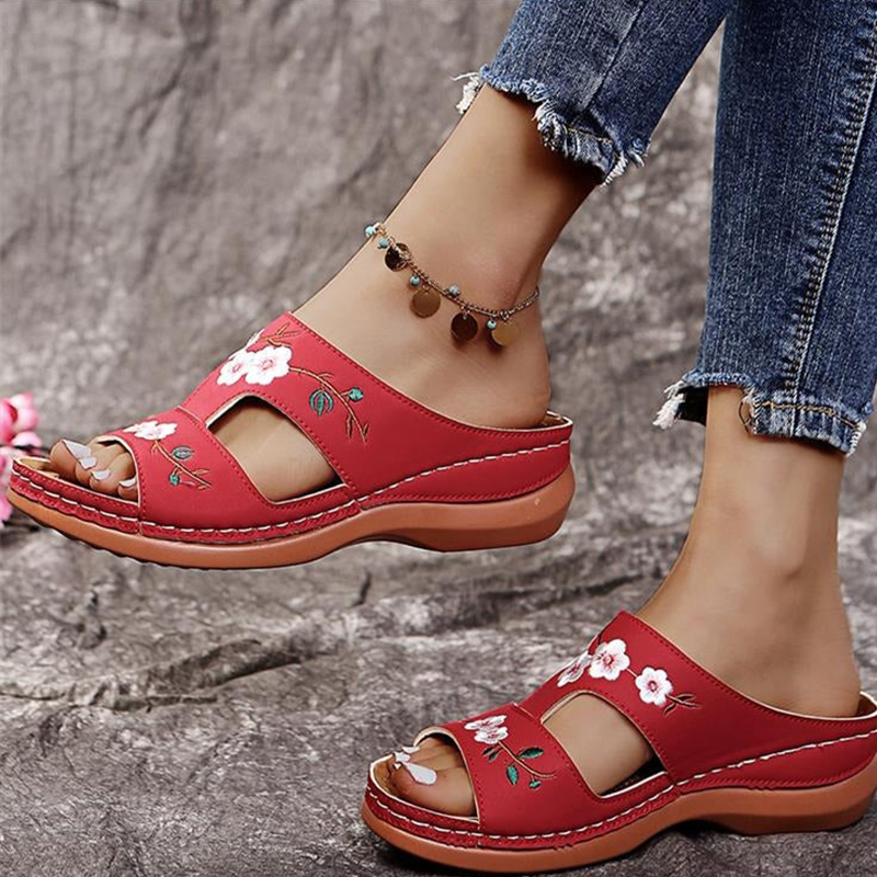 🔥Last Day Promotion 70% OFF -Flower Embroidered Vintage Casual Wedges Sandals