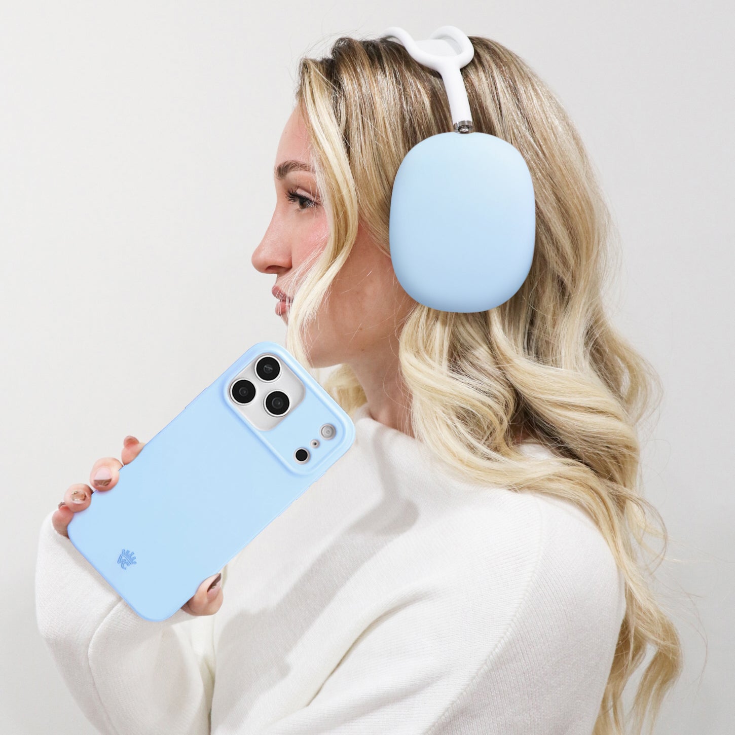 Cotton Candy Blue AirPod Max Case