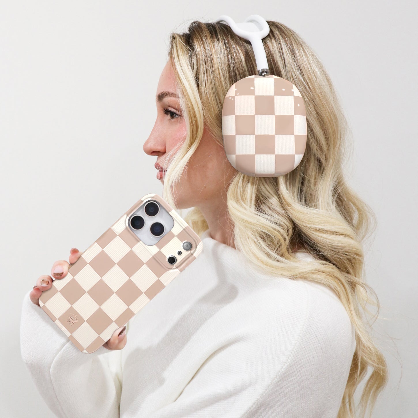 Nude Vibe Checker AirPod Max Case