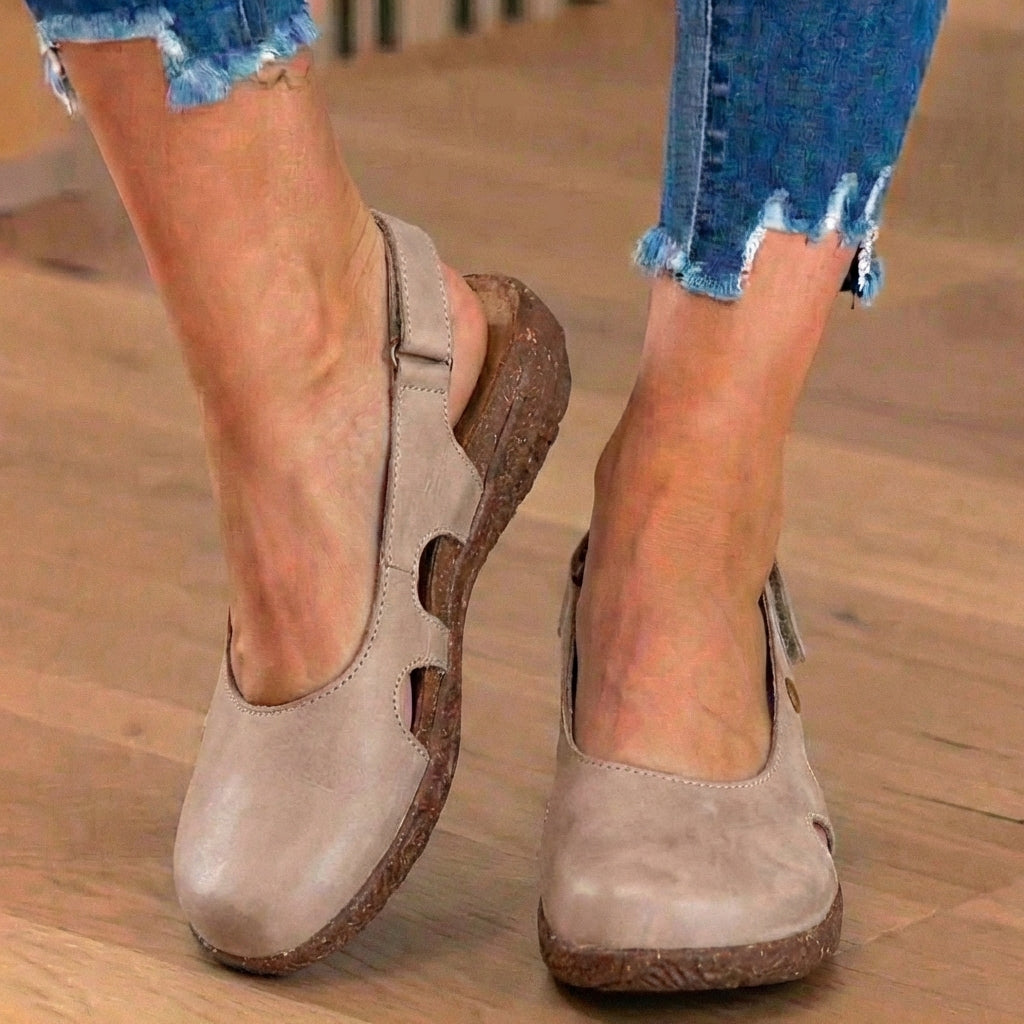 Warmthof Leather Peep-Toe Flats - Side Cutout Detail