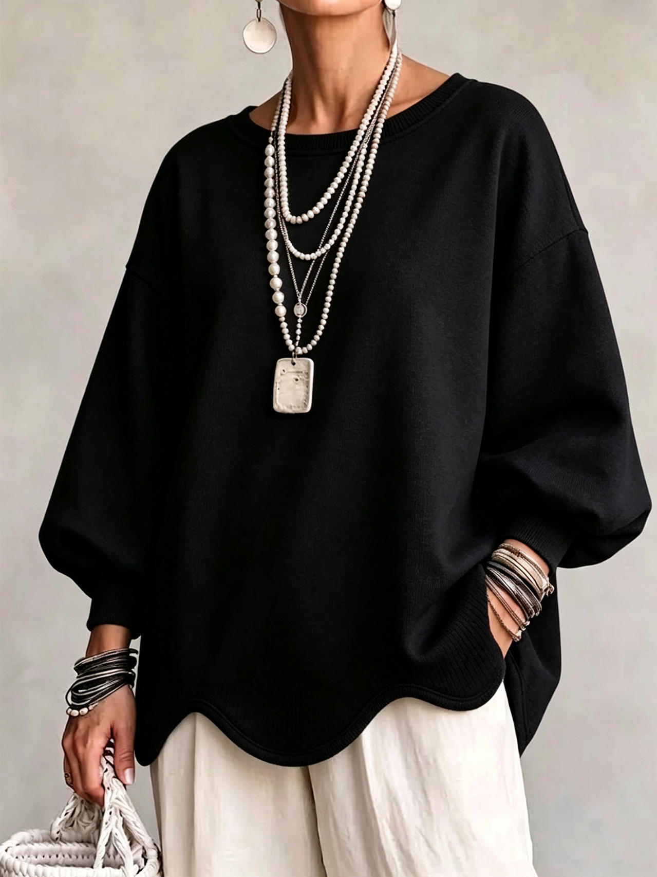 Oversized Sweatshirt With A Wavy Hem