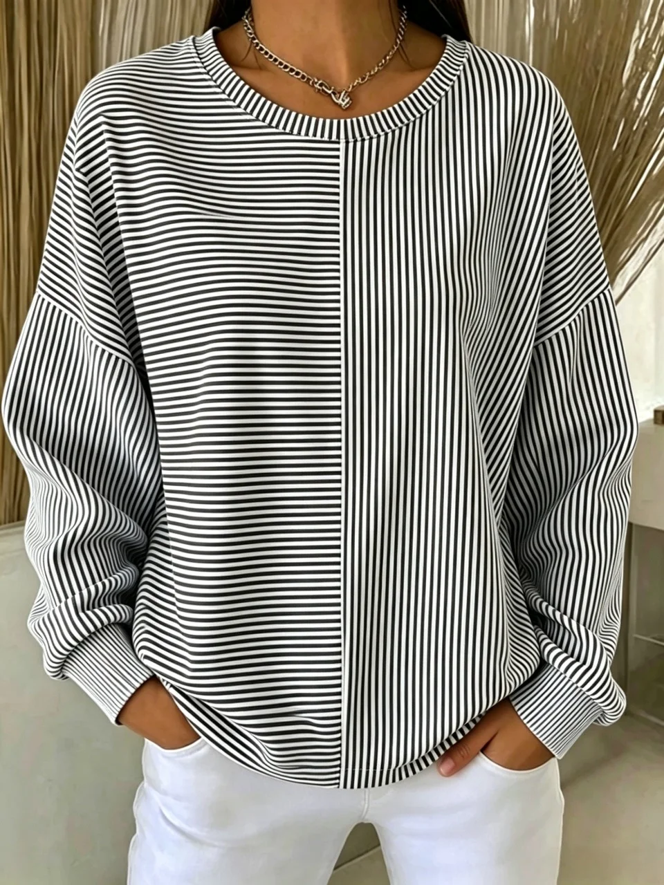 New Arrival 🔥 Women's Casual Loose-Fit Striped Sweatshirt