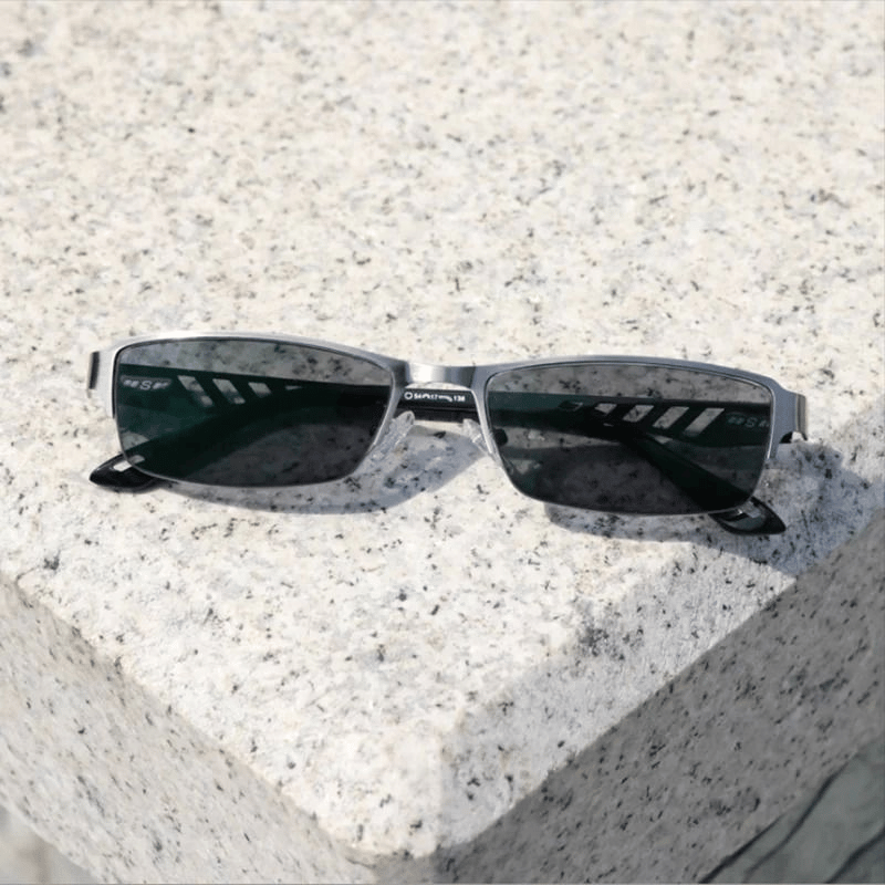 Ultra-Light Multifocal Photochromic Progressive Anti-Blue Light Reading Glasses 2S03