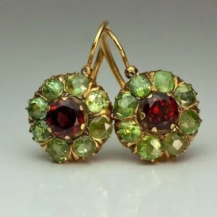 VINTAGE ROUNDED GREEN & RED CRYSTAL EARRINGS