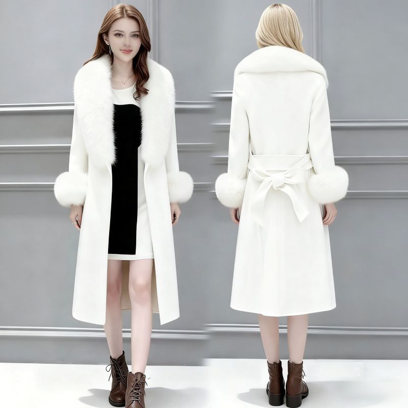 Elegant Women's Winter Slim-Fit Wool Coat with Oversized Detachable Fur Collar