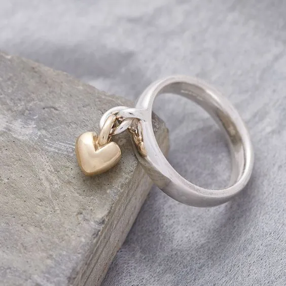 VINTAGE DANGLING HEART SILVER RING