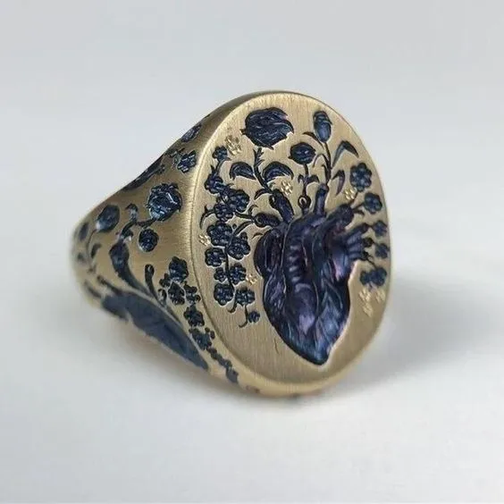 VINTAGE BLUE FLOWER GOLD RING