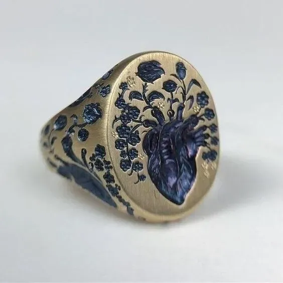 VINTAGE BLUE FLOWER GOLD RING