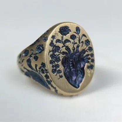 VINTAGE BLUE FLOWER GOLD RING