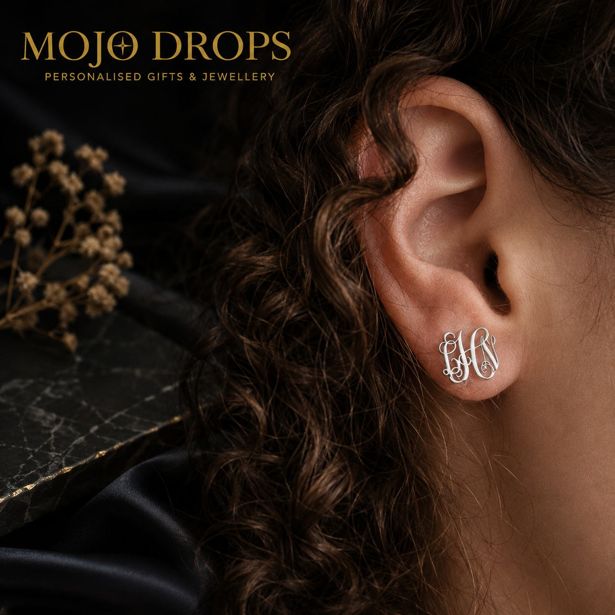 Women's Custom Letter Earrings, Stainless Steel Stud Earrings, Minimalist Fashion Personalized Studs, Elegant Custom English Letter Ear Jewelry, Birthday & Graduation Gift, Bohemian Style Jewelry