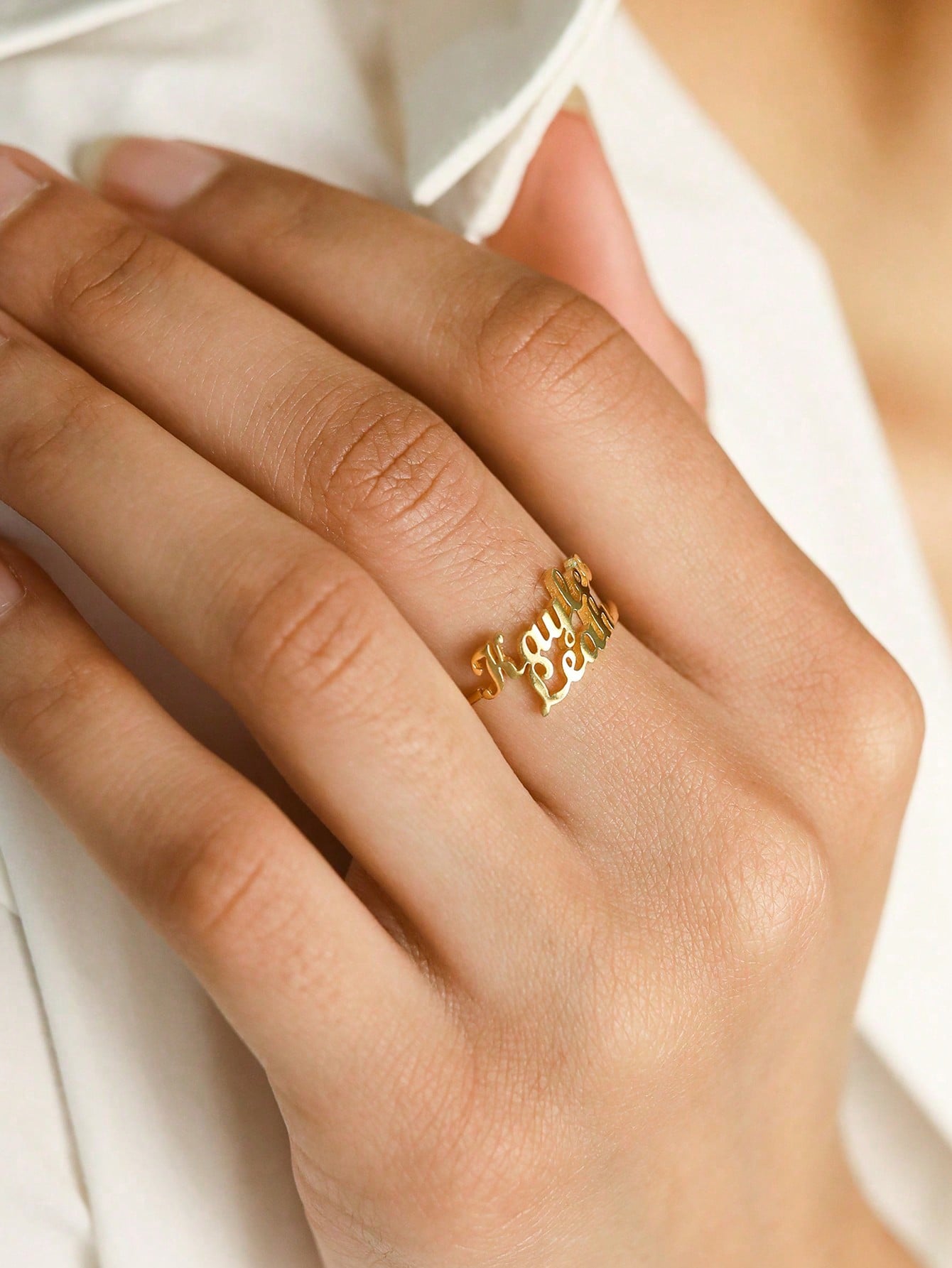 MOJO DROPS Exquisite Custom Multi-Name Ring