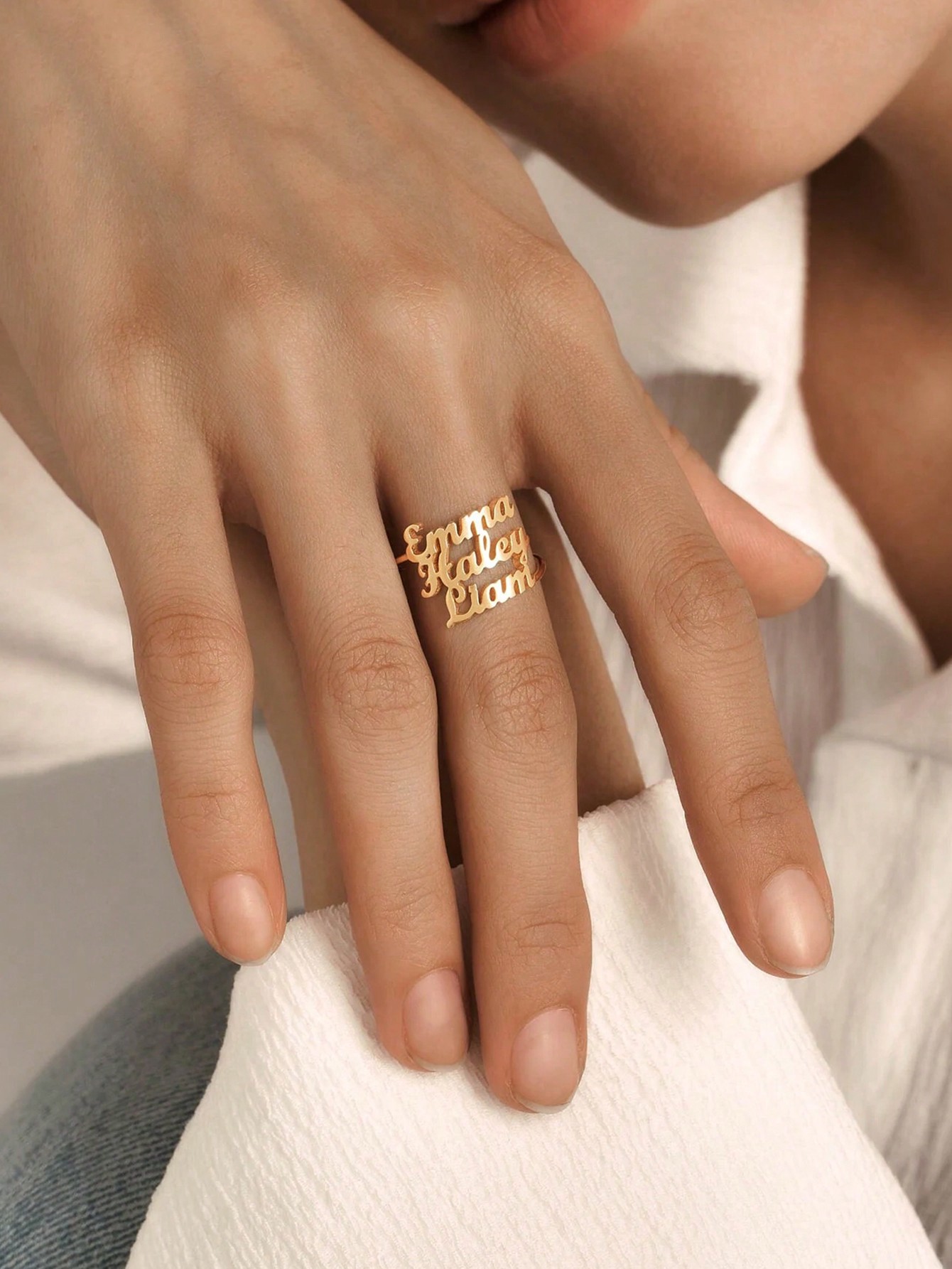 MOJO DROPS Exquisite Custom Multi-Name Ring