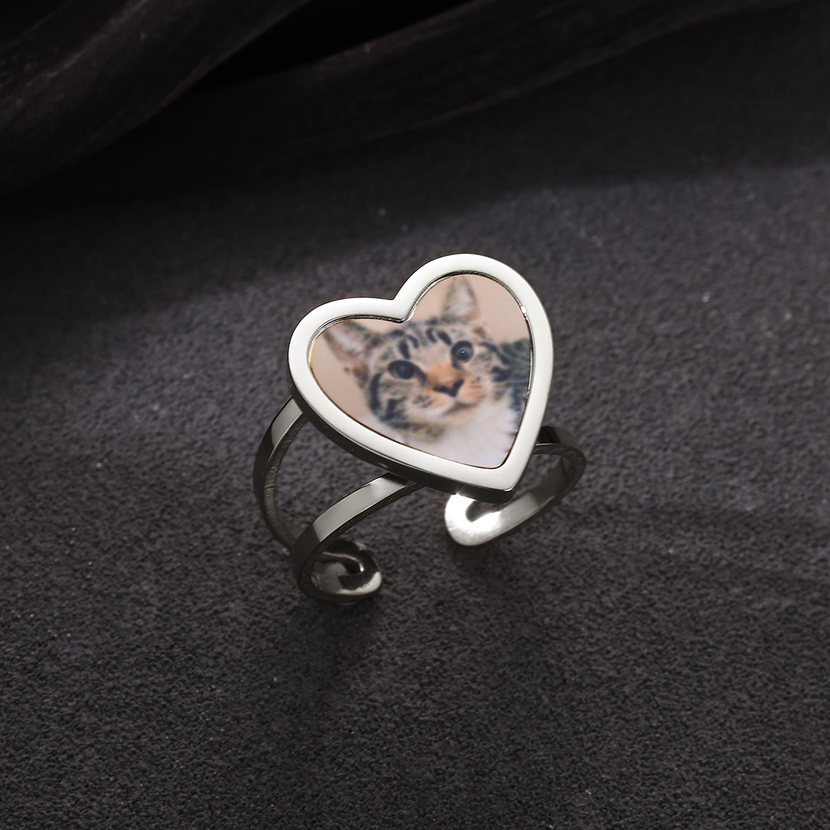 Personalized Photo Rings for Women - Custom Made Dainty Heart-Shaped