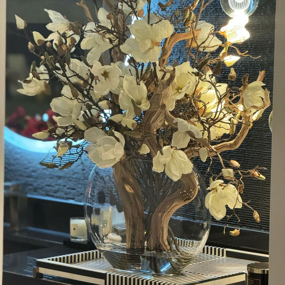 Vase Lune 16″ Avec Magnolias