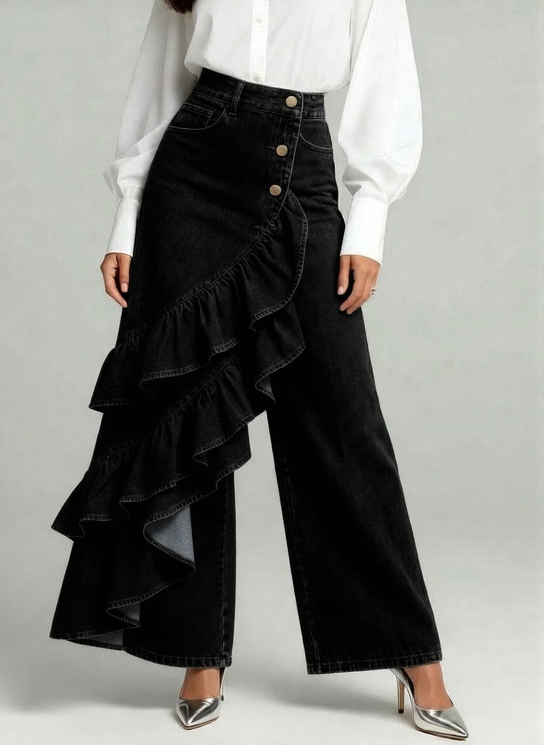 Women's High-waisted Relaxed Fit Wide-leg Jeans With A Stylish Design.