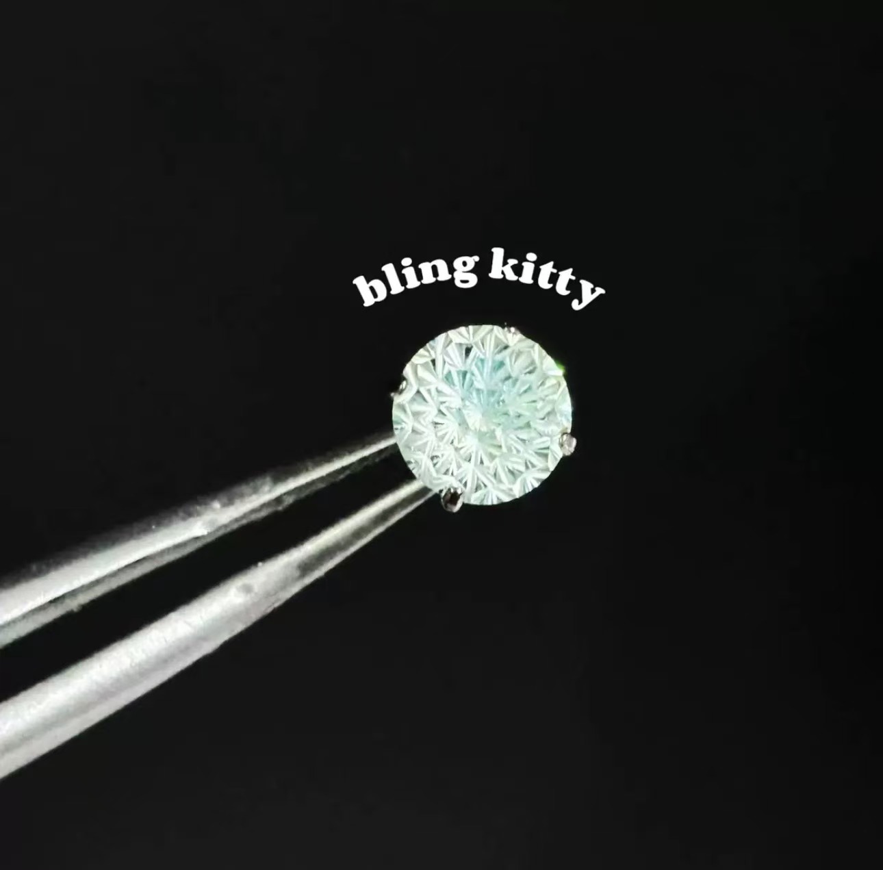 Aurora gradient fireworks cut titanium alloy outer spiral super flash 6mm to 8mm ear ornament ear bone stud