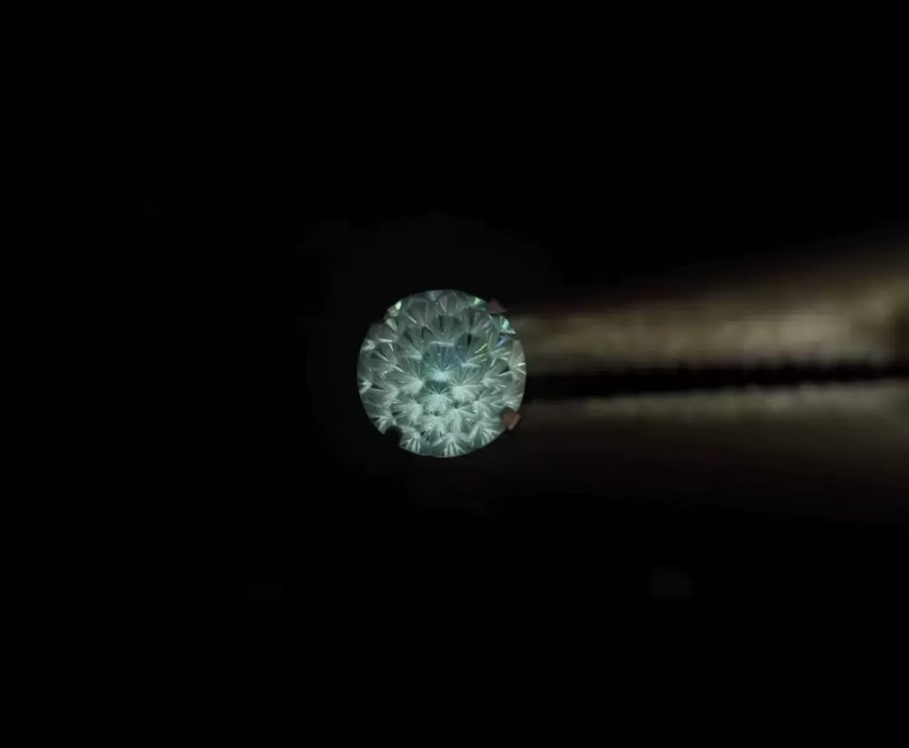 Aurora gradient fireworks cut titanium alloy outer spiral super flash 6mm to 8mm ear ornament ear bone stud