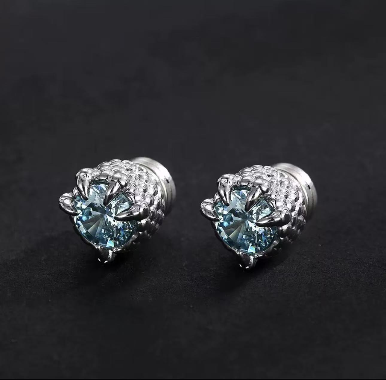 Copper alloy earrings Maldives blue magnetic suction dragon claw ear clip no ear hole ins jewelry