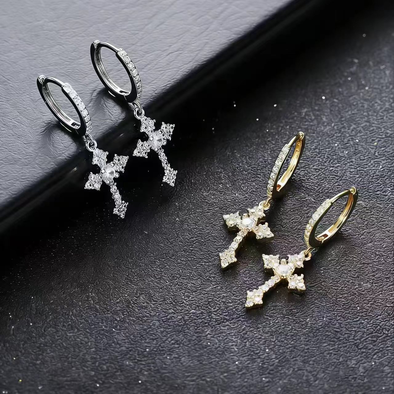 Diamond diamond-shaped cross earrings (pseudo-diamond)
