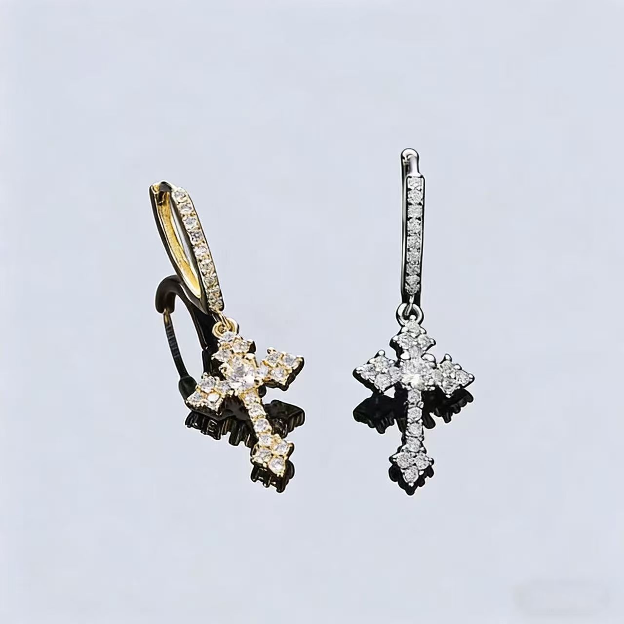 Diamond diamond-shaped cross earrings (pseudo-diamond)