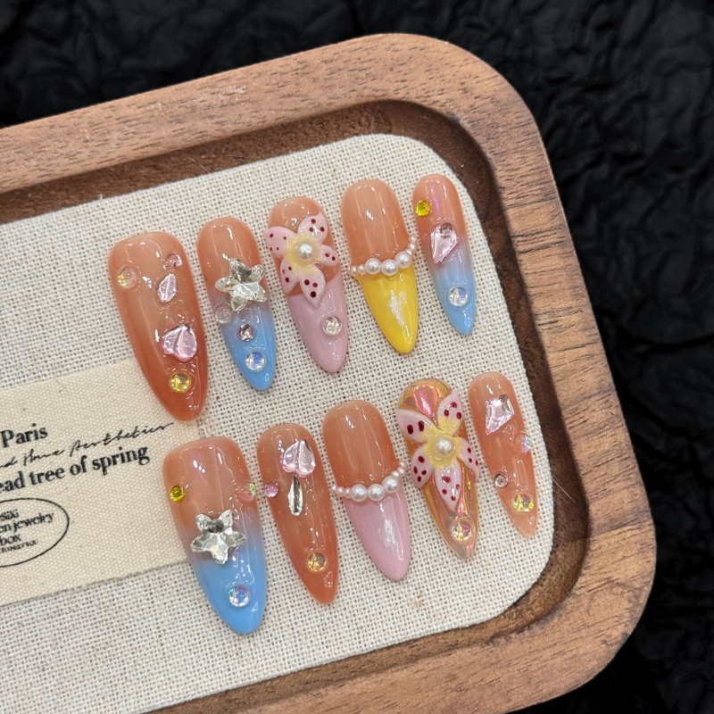 3D Western-Style Sheer Floral Carved Gradient French Nails — Icy-Clear, High-End, Purely Handcrafted Press-On Nails
