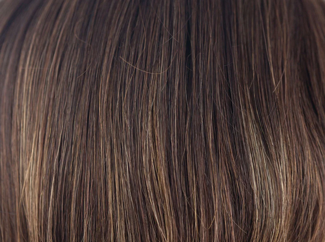 Women's Wig: Premium Short Pixie-Cut Wig—Short-Length Hairpiece for Middle-Aged and Senior Women. A Natural-Looking, Layered Short Wig with Bangs, Ideal for Daily Wear (Specially Designed for Older Women).