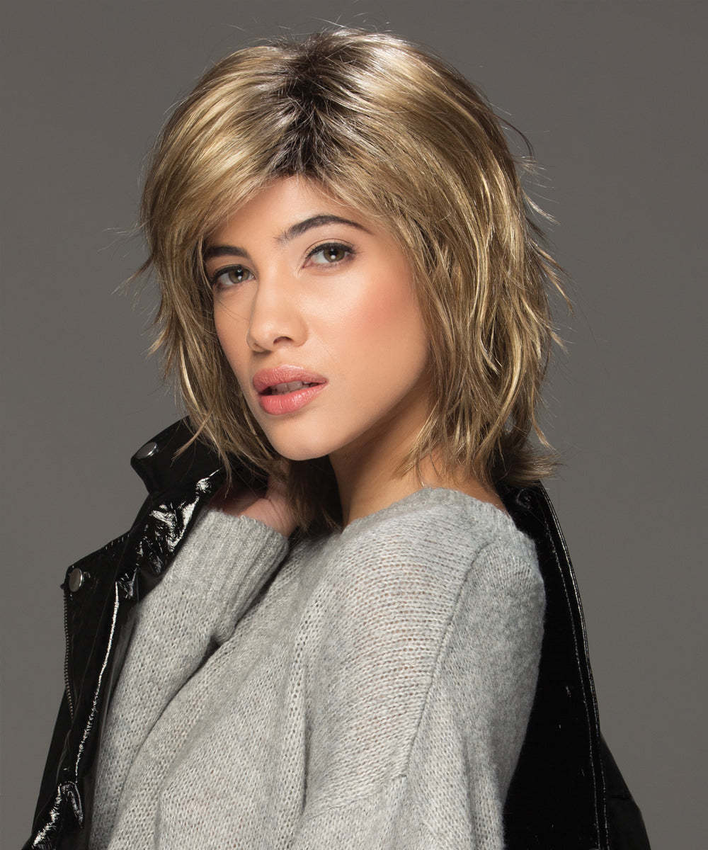 New Arrival: Stylish Side-Parted Ombré Platinum Blonde Short Curly Bob Wig for Women