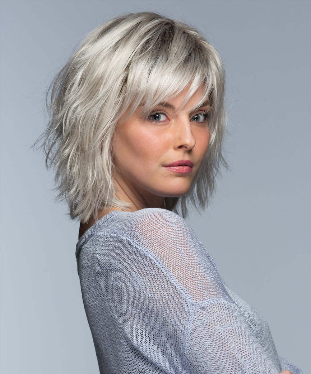 New Arrival: Stylish Side-Parted Ombré Platinum Blonde Short Curly Bob Wig for Women