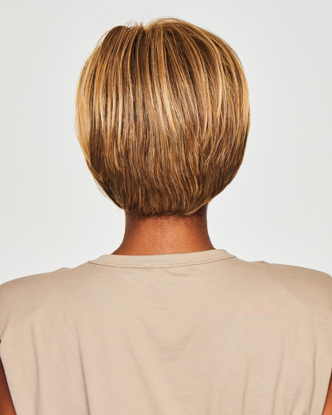 Women's Wig: Premium Short Pixie-Cut Wig—Short-Length Hairpiece for Middle-Aged and Senior Women. A Natural-Looking, Layered Short Wig with Bangs, Ideal for Daily Wear (Specially Designed for Older Women).