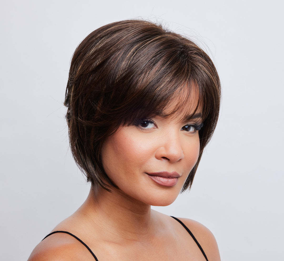 Women's Wig: Premium Short Pixie-Cut Wig—Short-Length Hairpiece for Middle-Aged and Senior Women. A Natural-Looking, Layered Short Wig with Bangs, Ideal for Daily Wear (Specially Designed for Older Women).