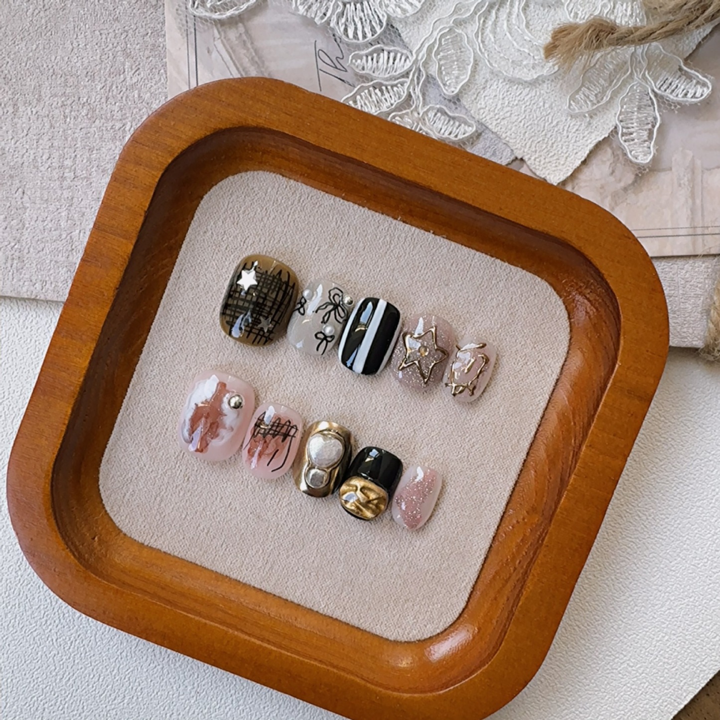 Handmade 3D Press-On Nails – Sculpted Almond Faux Nails for Every Style, All Genders Welcome