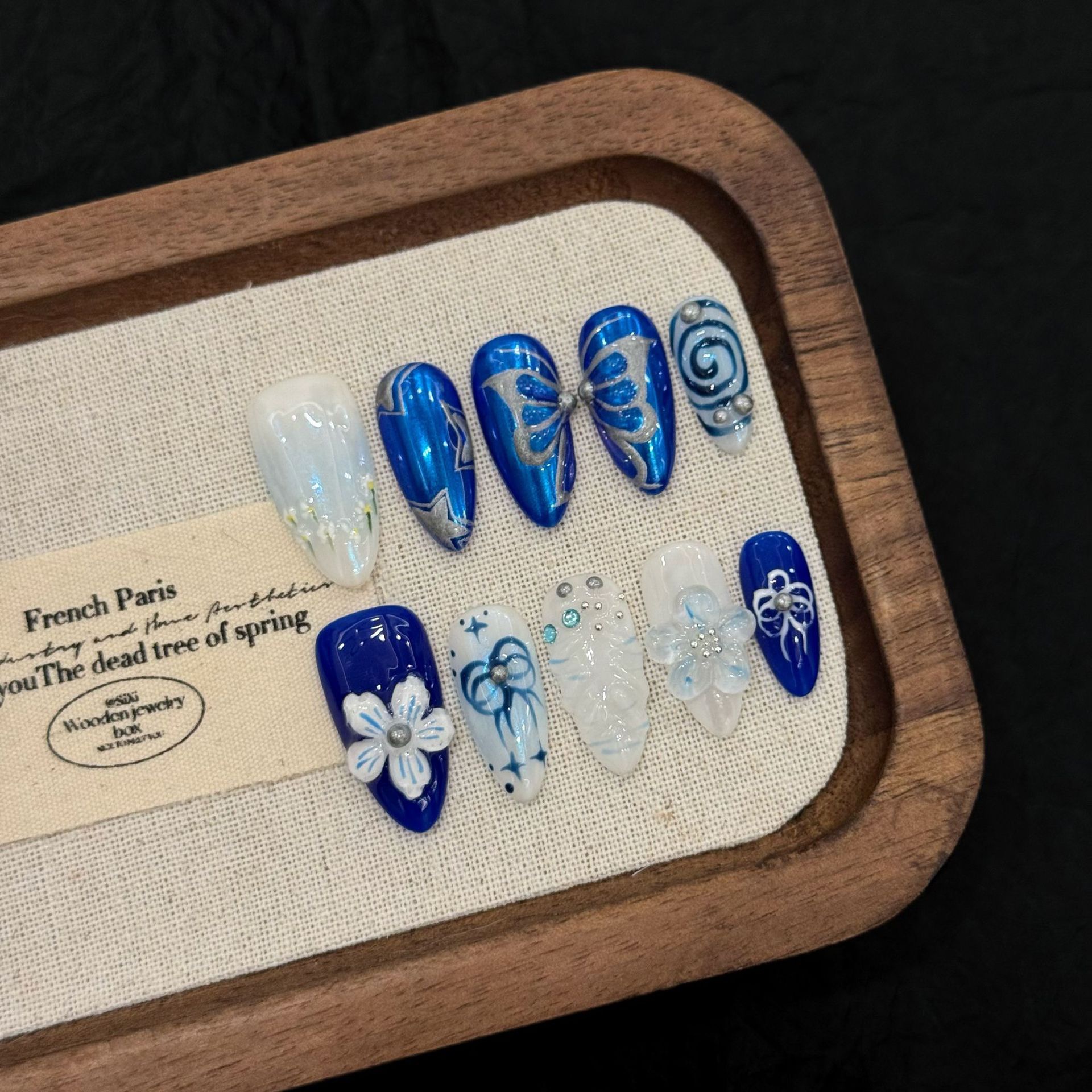 Handmade 3D Press-On Nails: Western-Style Sculpted Almond-Shaped Faux Nails