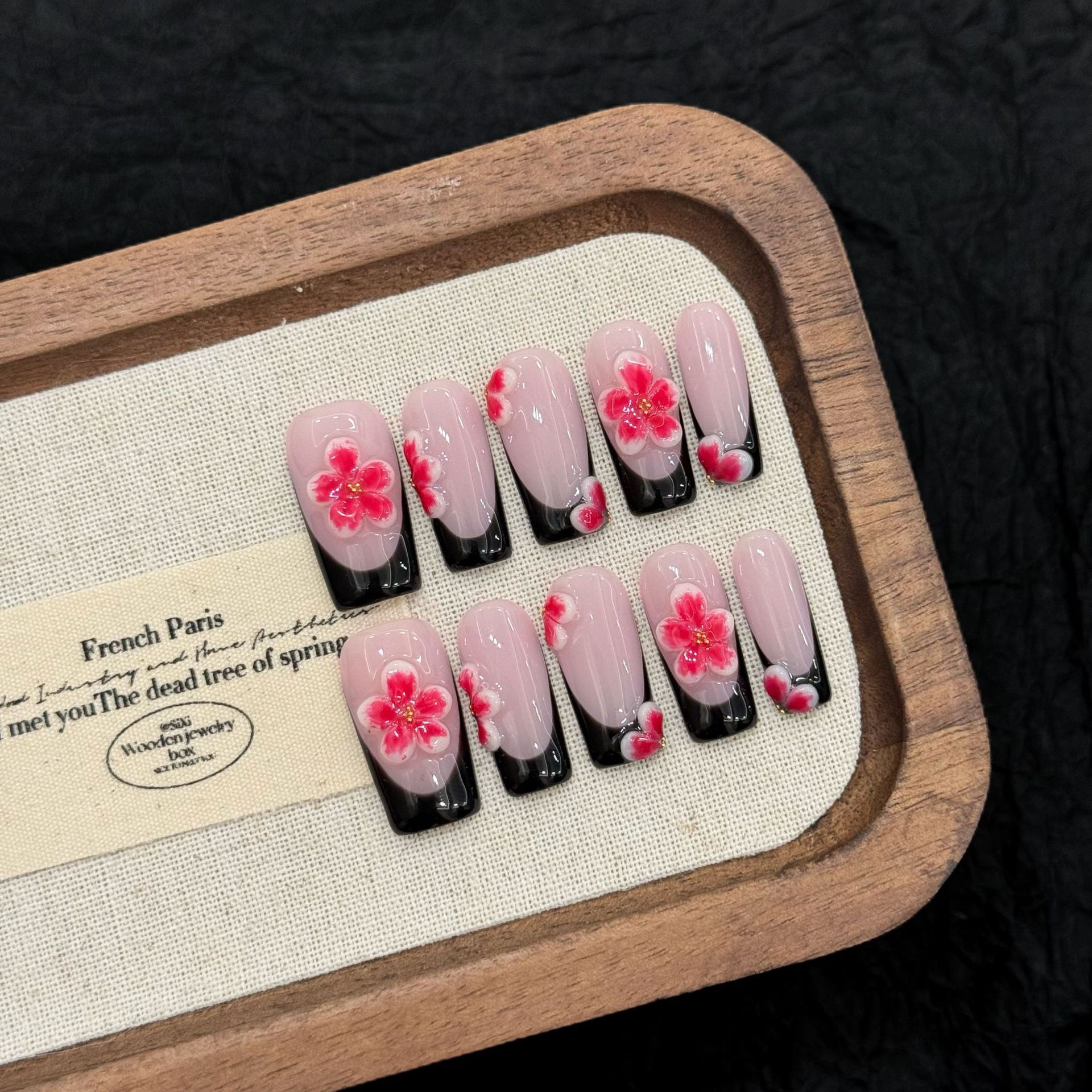 Handmade 3D Press-On Nails: Western-Style Sculpted Almond-Shaped Faux Nails