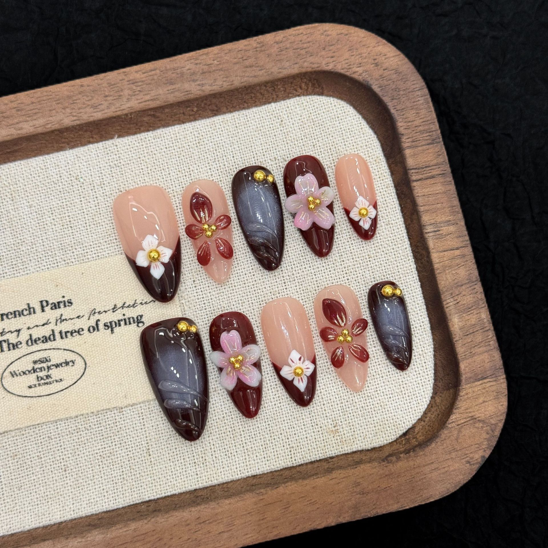 Handmade 3D Press-On Nails: Western-Style Sculpted Almond-Shaped Faux Nails