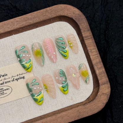 Handmade 3D Press-On Nails: Western-Style Sculpted Almond-Shaped Faux Nails