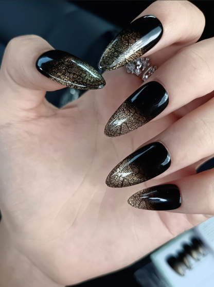 Original High-End Custom Press-On Nails: Lace, Cat's Eye, and Roses—Exuding Sophisticated Elegance