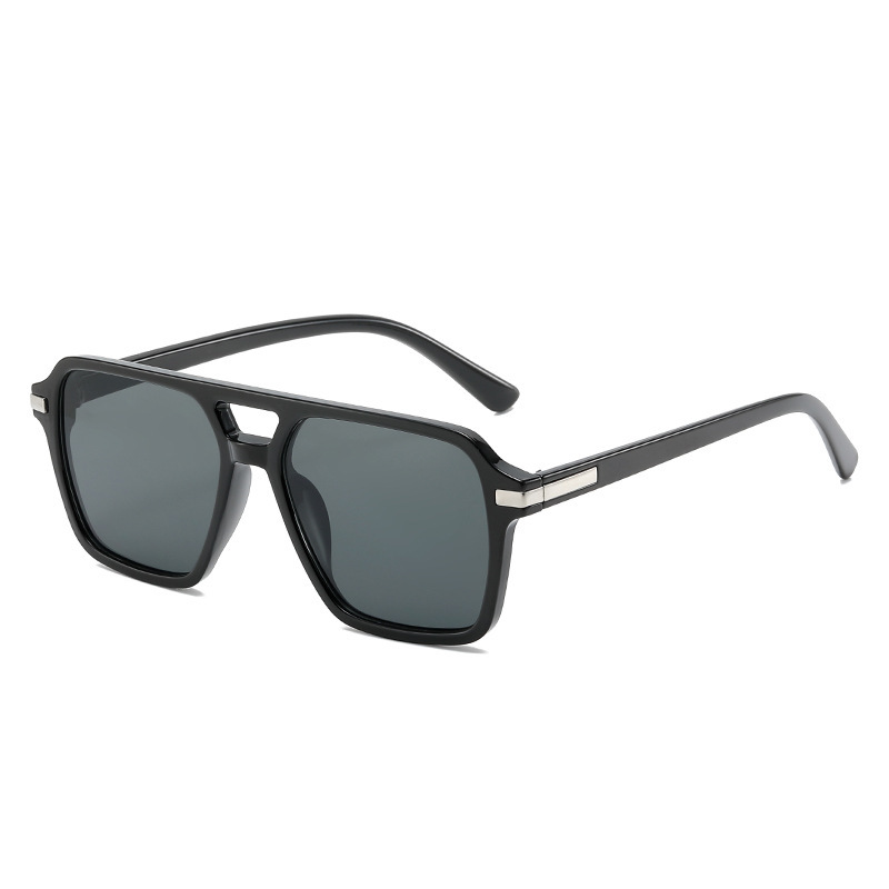 Oversized Polarized Navigator Sunglasses for Men and Women