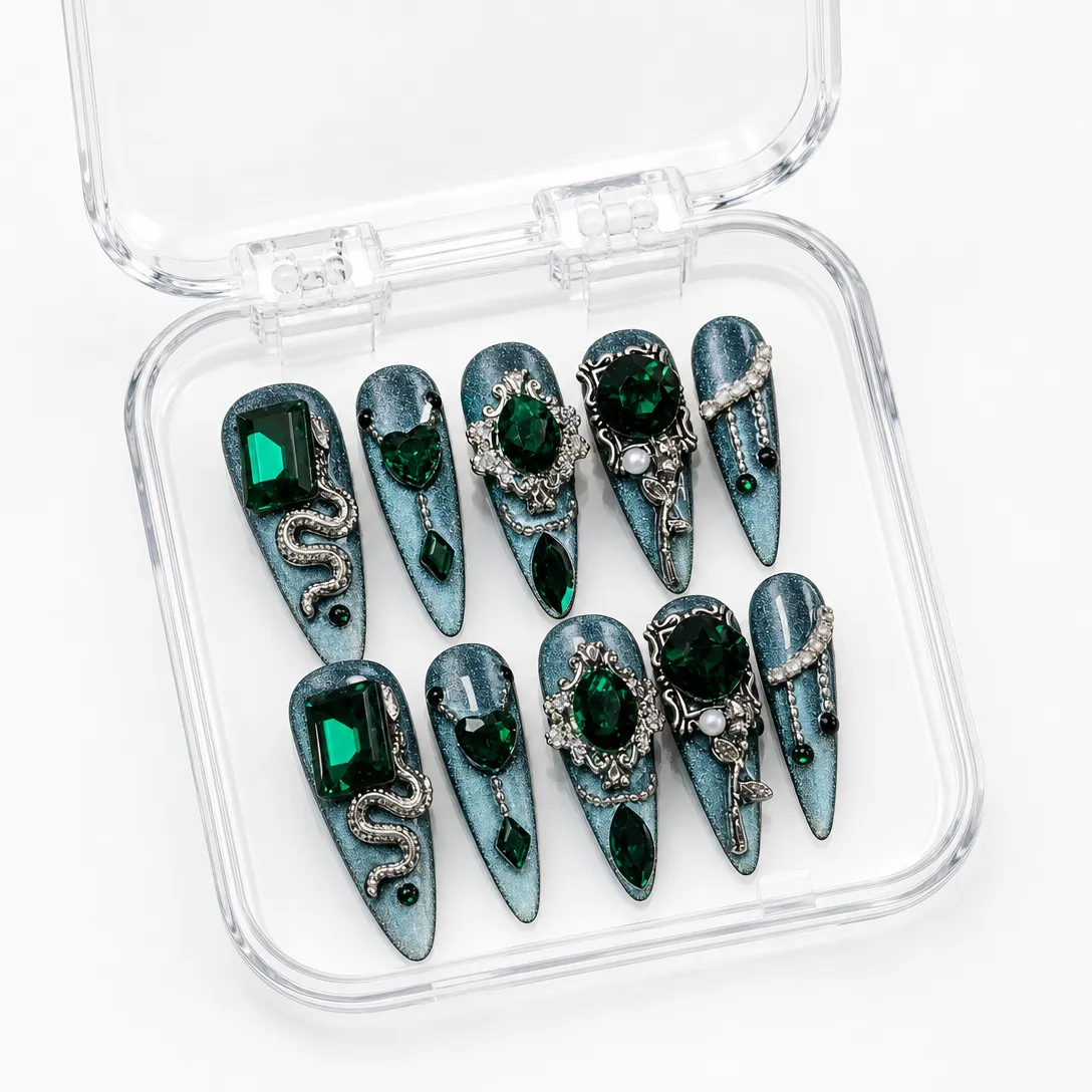 Purely Handcrafted Press-On Nails: Sophisticated Green Cat-Eye Design with Premium, High-Intensity Glitter and Intricate Embellishments