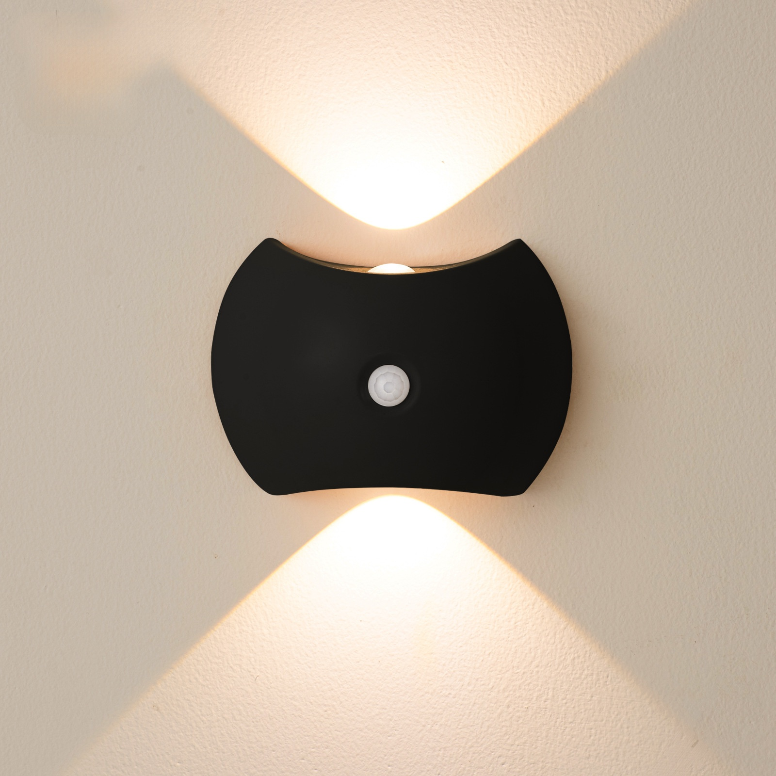 Kleine Wandlampe ohne Bohren