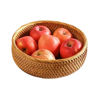 Canasta de frutas con enredaderas de otoño