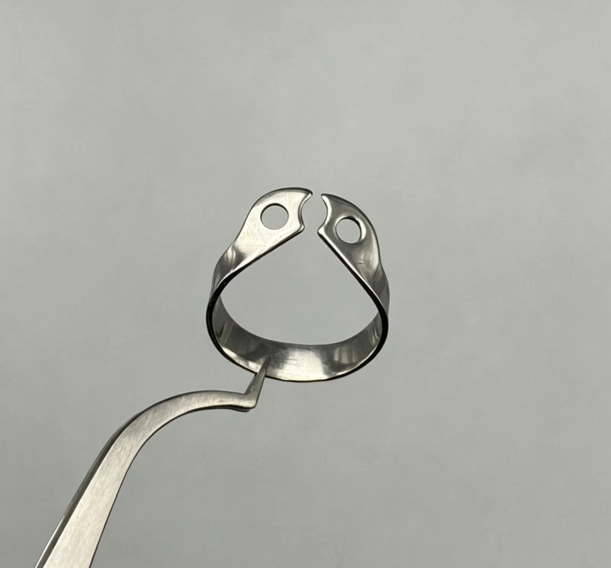 B4 Dental Rubber Dam Clamp Stainless Steel Anterior Teeth Retainer for Pediatric Dentistry