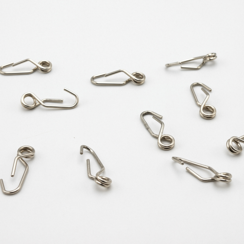 100Pcs Dental Orthodontic Separating Springs, Self-Locking Metal Separation Spring Molars Separators
