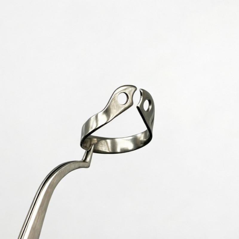B4 Dental Rubber Dam Clamp Stainless Steel Anterior Teeth Retainer for Pediatric Dentistry