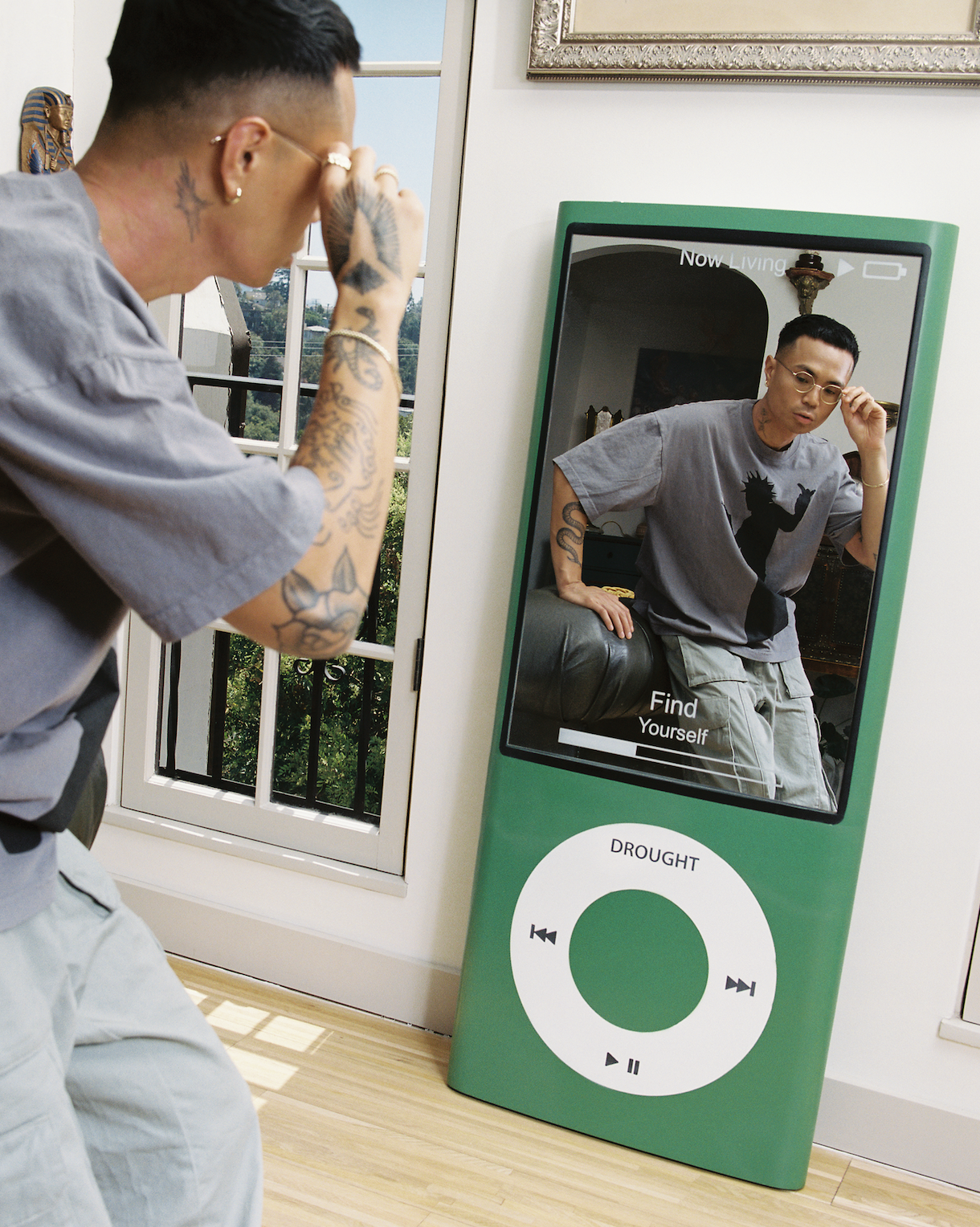 LUNARO iPOD MIRROR