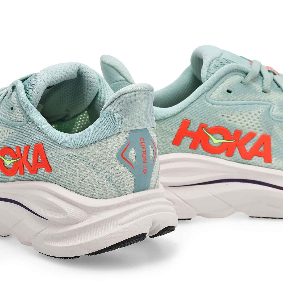 Clifton 10 Lace Up Performance Sneaker