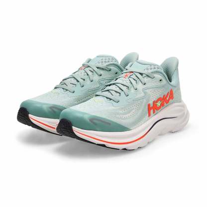 Clifton 10 Lace Up Performance Sneaker