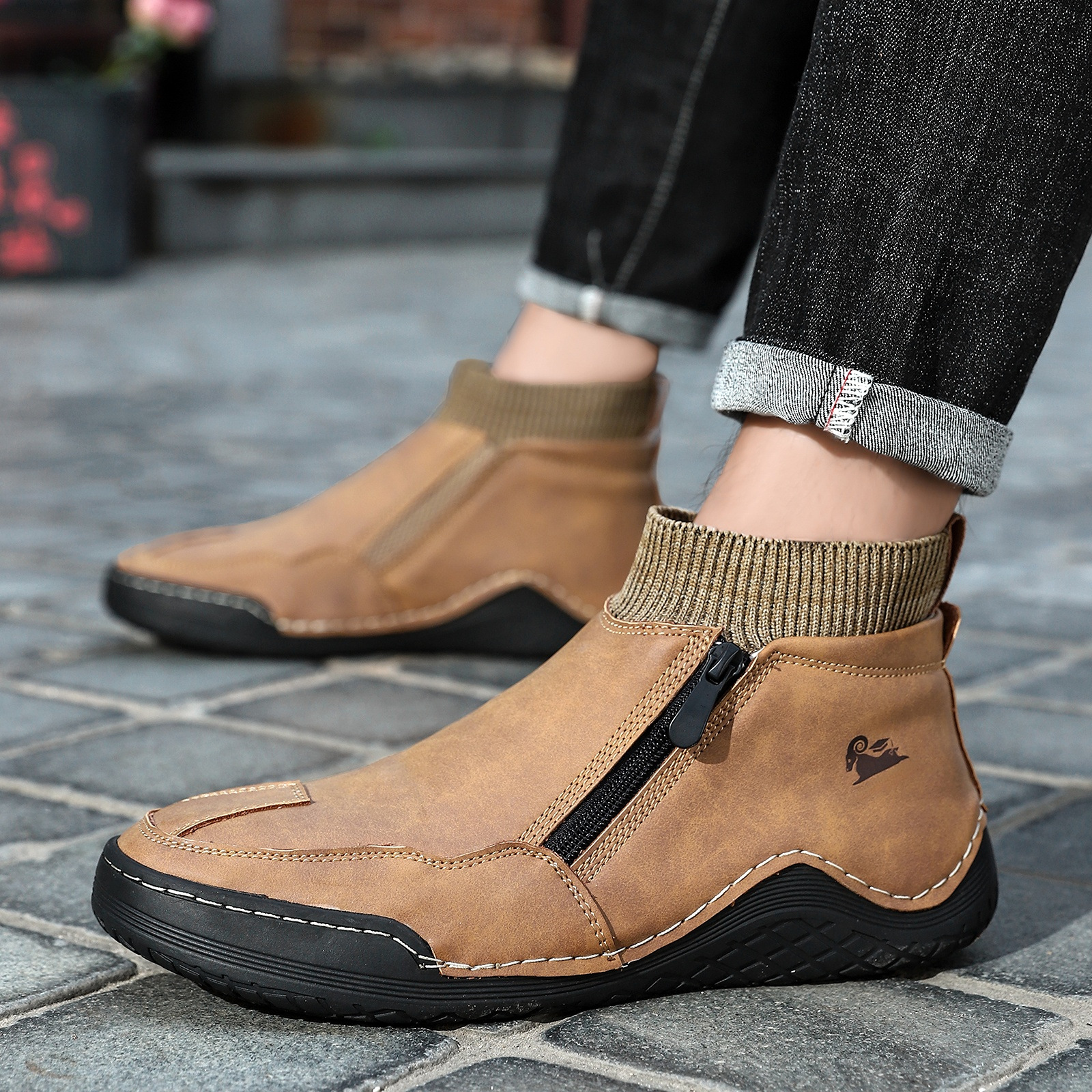 🔥Diese Woche im Angebot: 70% Rabatt!🔥 Herren-Freizeitsneaker – Atmungsaktives Synthetik-Obermaterial, rutschfeste Gummisohle, bequemes Textilfutter – ideal zum Gehen und Autofahren.