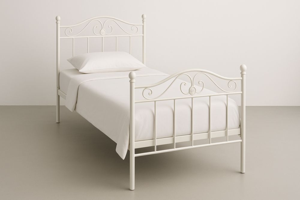 Lit en métal simple  Blanc
